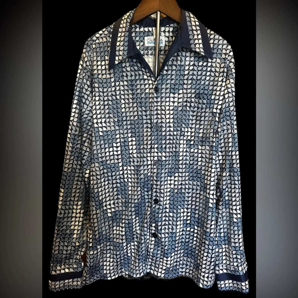 EUC - Vintage 70's | California Vibe |Pointed Collar | Button Up | Long Sleeve - Picture 2 of 7